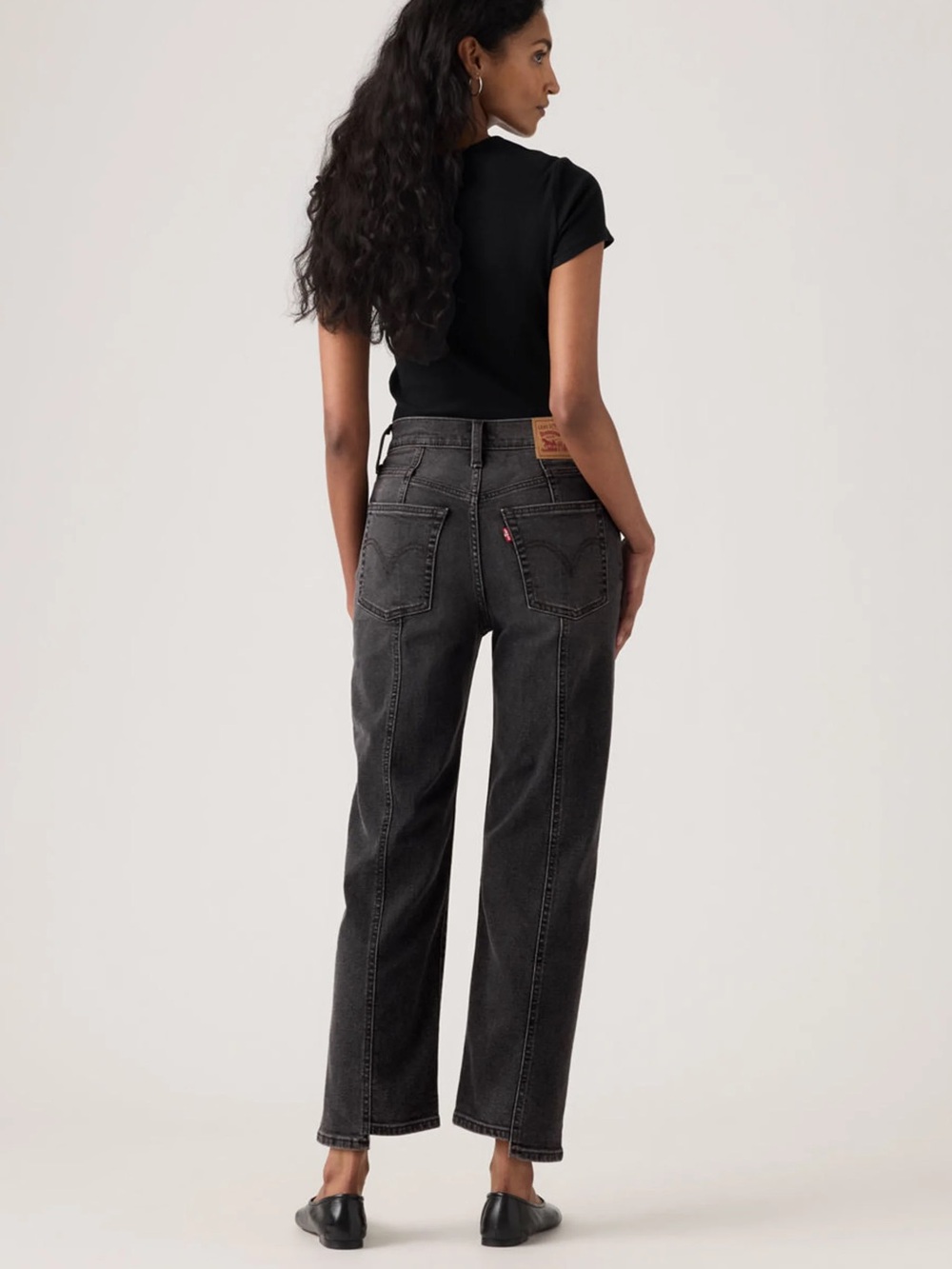 Levi's Straight Leg High-Rise Jeans in Washed Black